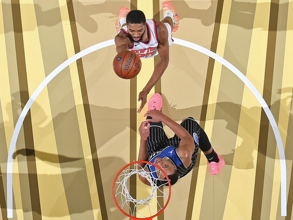 Knicksi i Spursi u borbi za trofej u Las Vegasu