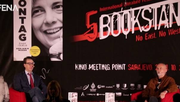 Književnik Benjamin Moser otvorio Bookstan ispred Narodnog pozorišta u Sarajevu