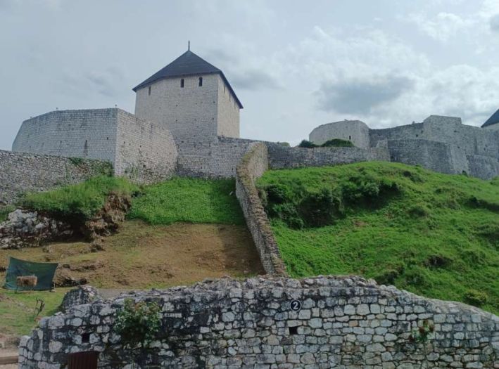 U Tešnju pronađeno beživotno tijelo muškarca (49)