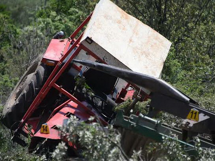 Voz udario u traktor kod Živinica, poginulo jedno lice