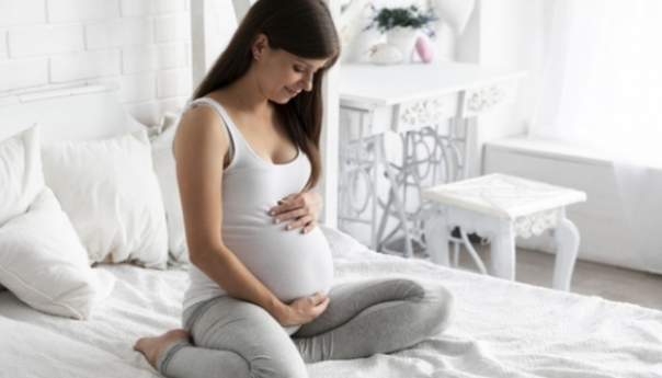 Kofein u trudnoći može da utiče na motorički razvoj bebe