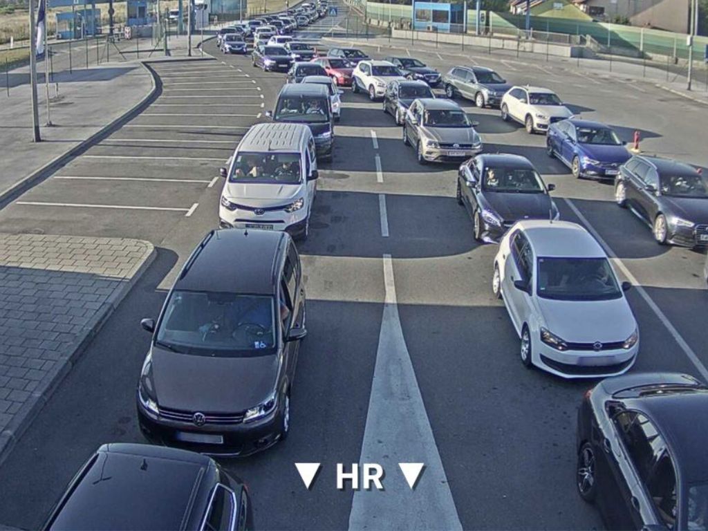 Kolaps na granicama BiH: Kilometarske kolone u oba smjera