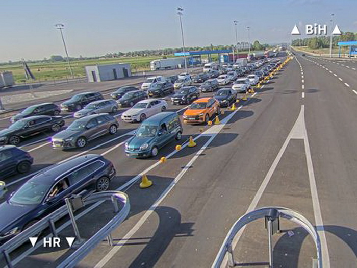 Kolone vozila na više graničnih prelaza: Evo gdje se najduže čeka