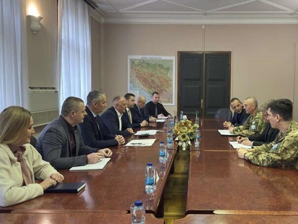 Komandant EUFOR-a u oproštajnoj posjeti ministru odbrane BiH