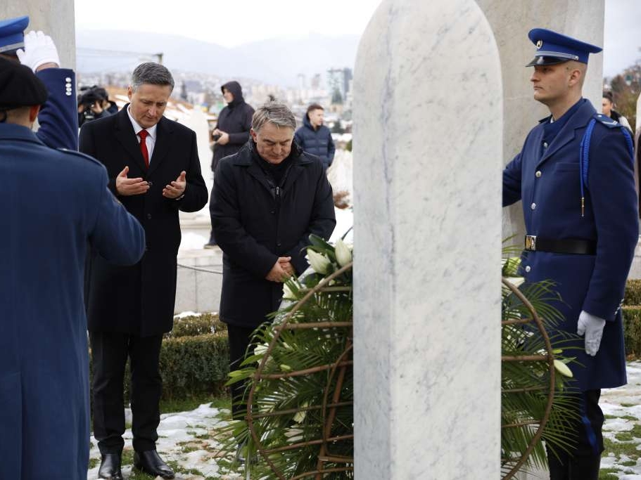 Komšić i Bećirović na Kovačima: BiH je neuništiva, generacije će je čuvati