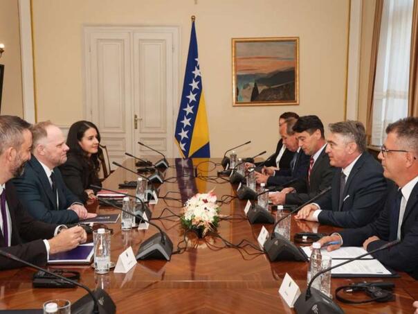 Komšić i NATO zvaničnik: Modernizacija vojske i odgovor na prijetnje