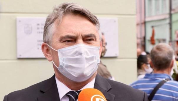 Komšić: Kosovo je nezavisno, Dodik može srbovati i srbovati
