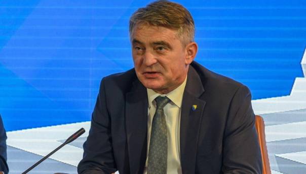 Komšić: Pregovori o Izbornom zakonu osuđeni na neuspjeh