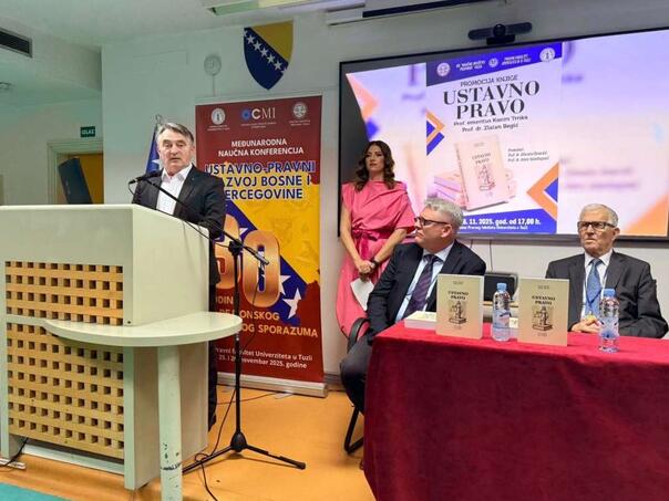 Komšić prisustvovao promociji univerzitetskog udžbenika "Ustavno pravo"