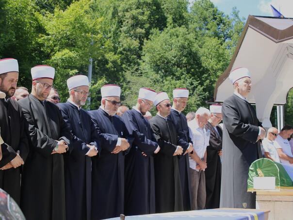 Konačni smiraj nakon 34 godine: U Tihovićima klanjana dženaza Đemi Hadžiću