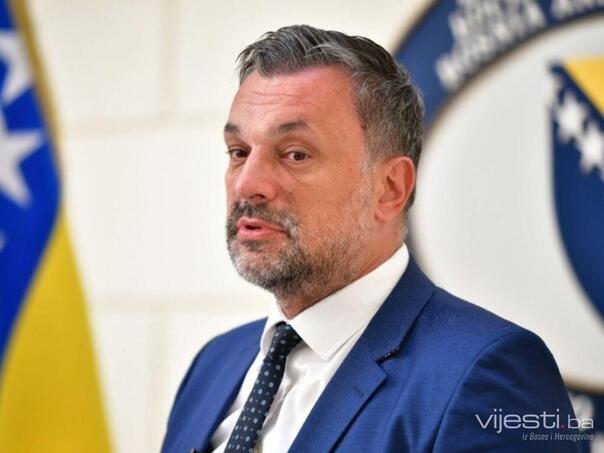 Konaković: Dodik krade od RS i novac šalje u Albaniju i Crnu Goru