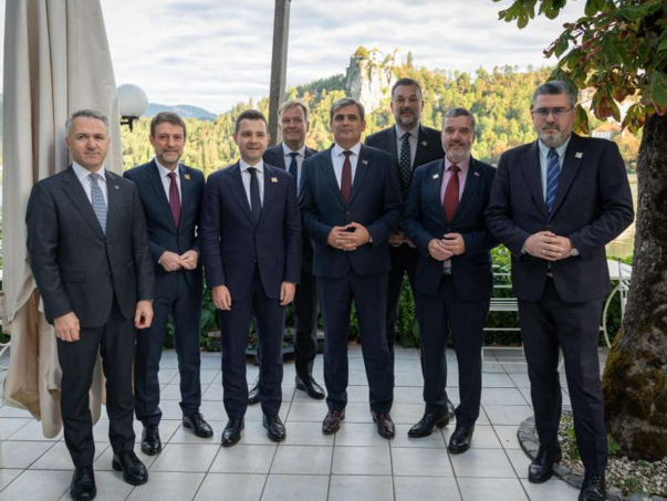 Konaković s pomoćnikom državnog sekretara SAD-a o pokušajima slabljenja države i sigurnosti