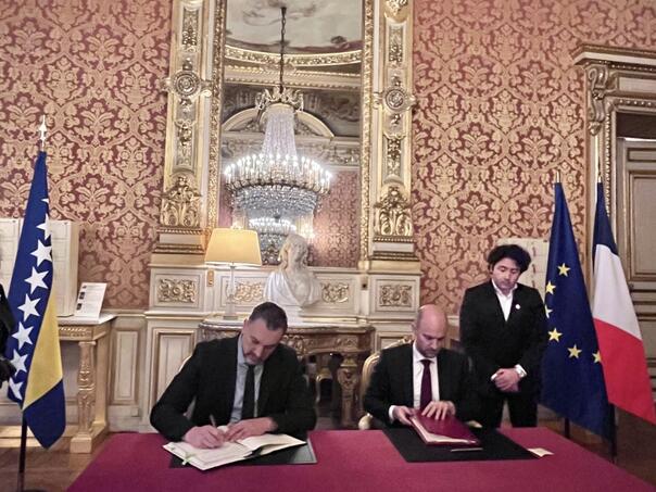 Konaković u Francuskoj potpisao dva sporazuma - diplomatska i ekonomska saradnja