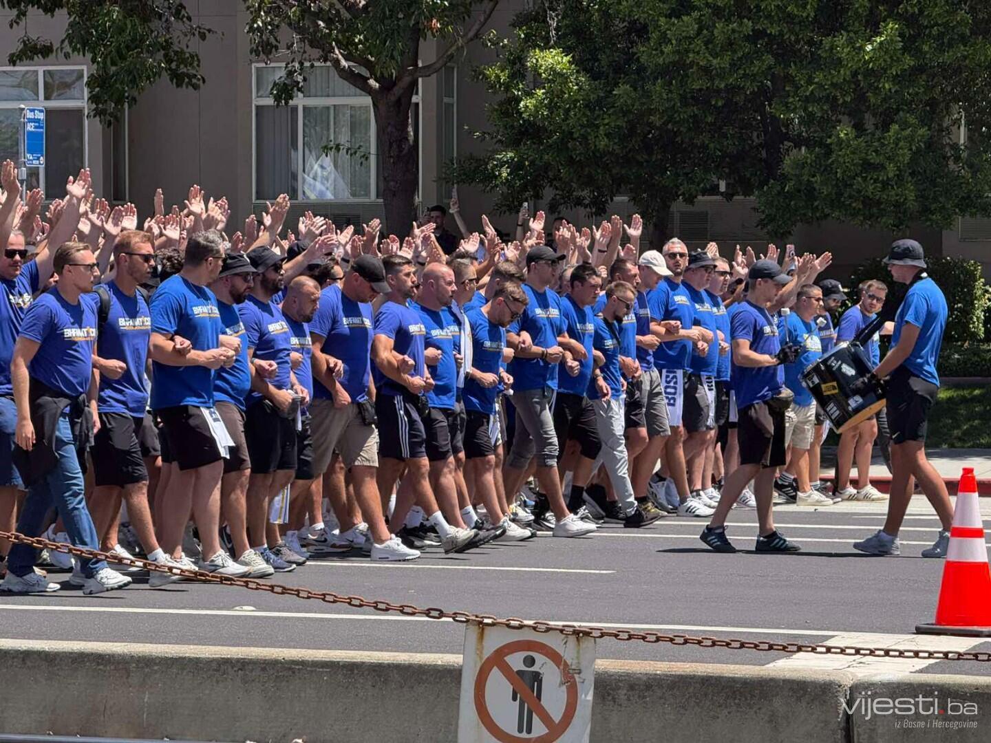Korteo BH Fanaticosa ka stadionu u Santa Clari i scene za pamćenje