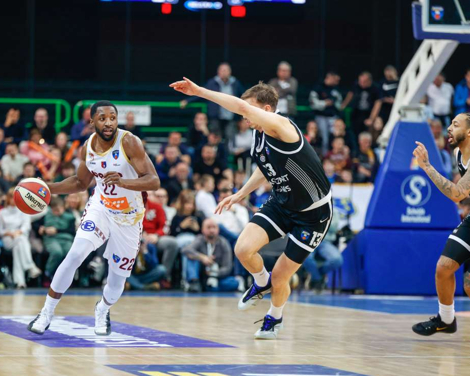 Košarkaši Bosne večeras gostuju Partizanu