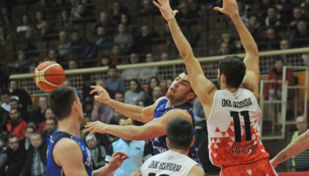 Košarkaši OKK Slobode u Mejdanu ubjedljivo nadigrali ekipu Sparsa