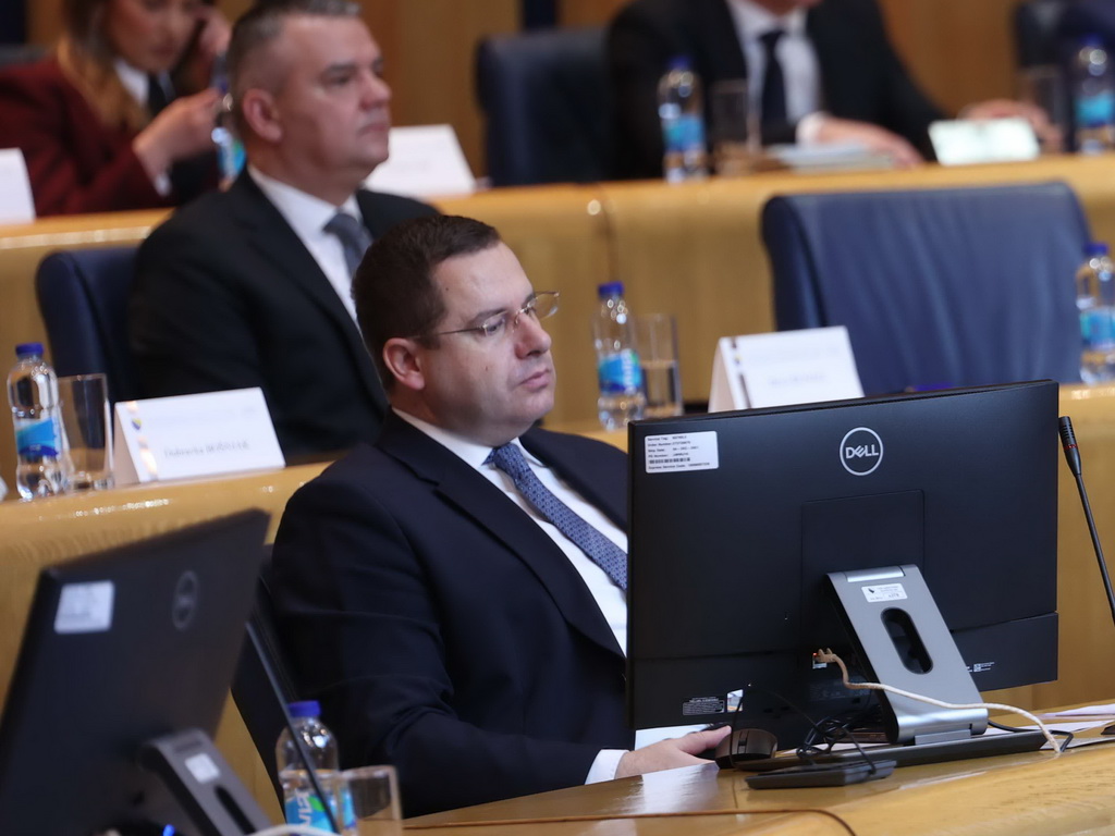 Kovačević: Nijedna odluka Schmidta u RS neće biti prihvaćena