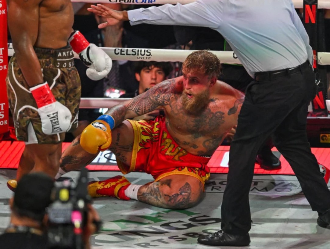 Kraj u šestoj rundi: Džošua prejak za Pola