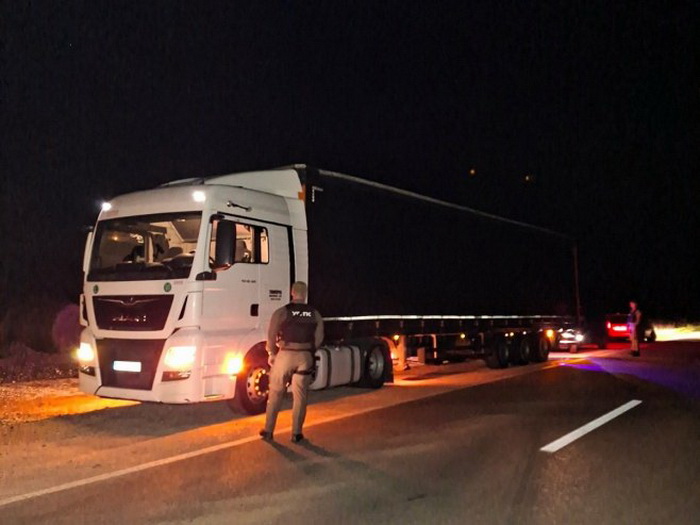 Krijumčarenje kod Prijedora: Policija otkrila 38 migranata među drvima