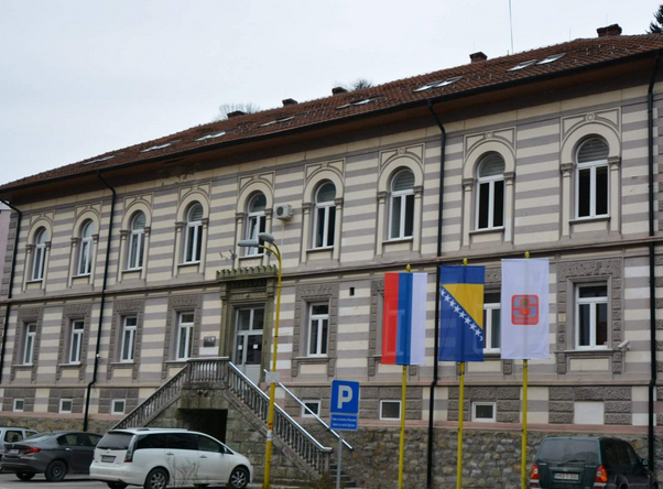 Kriza i slavlja: Radnici u Srebrenici slobodni trećinu januara