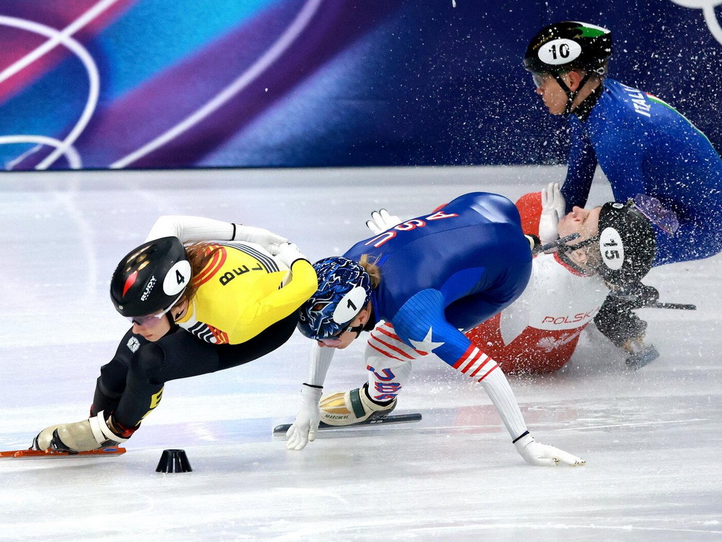 Krv na ledu: Dramatičan pad obilježio trku na 1.500 metara