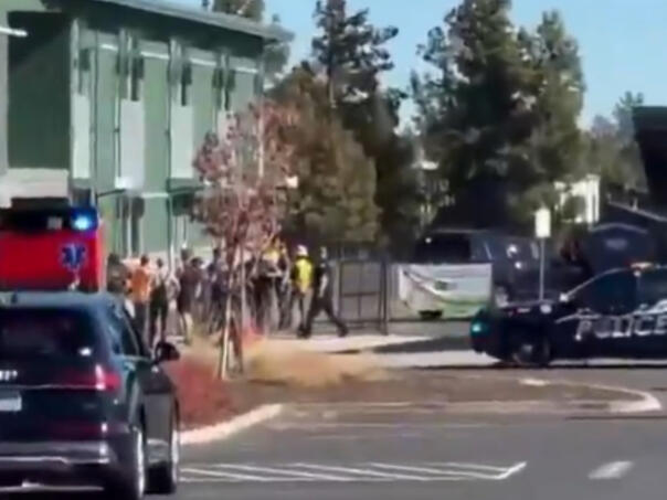 Krvavi napad u američkoj školi: Ubijeni učitelj i troje djece
