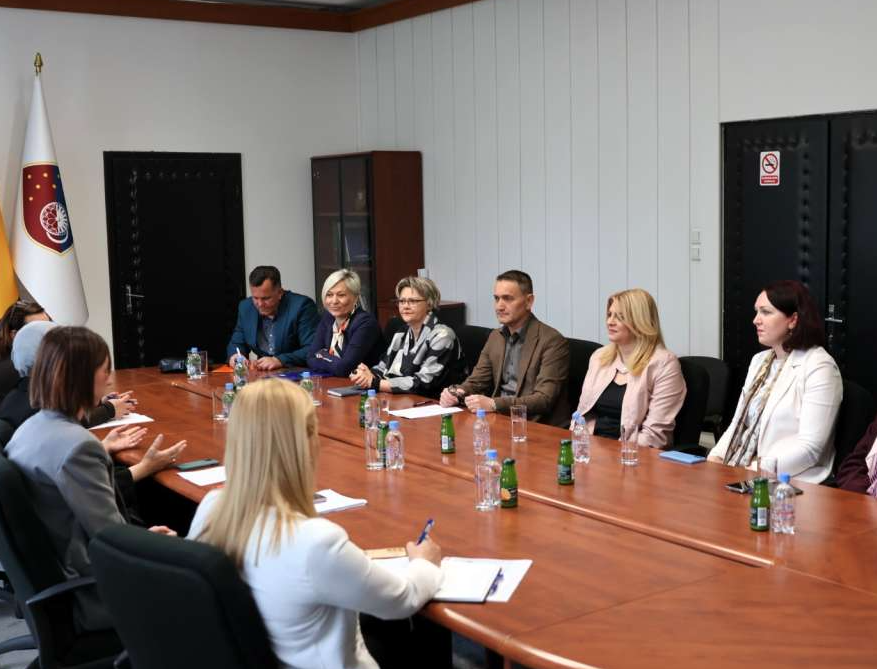 Ulaganja u školsku infrastrukturu: Podrška projektima u sedam škola KS