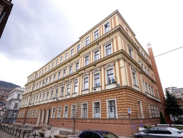 KS traži rješenje za deficit nastavnika: Ključ je u jačoj praksi studenata
