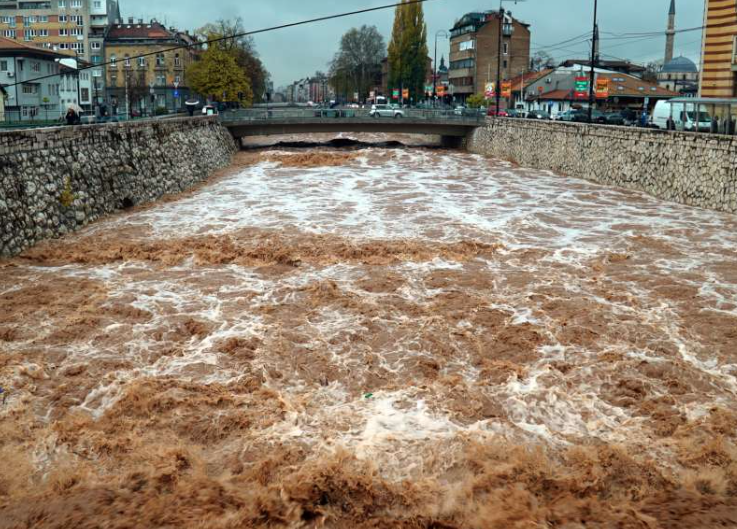 KUCZ KS: Upozorenje za preduzimanje mjera zaštite i spašavanja od poplava