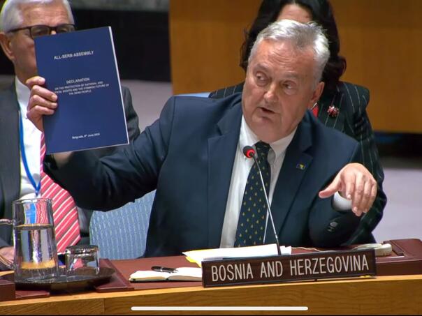 Lagumdžija u UN pokazao Deklaraciju Svesrpskog sabora: Ovo je mapa velike Srbije