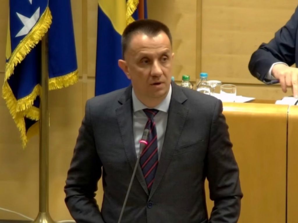 Lakić: Obećavali su razvoj Željezare, a donijeli stečaj