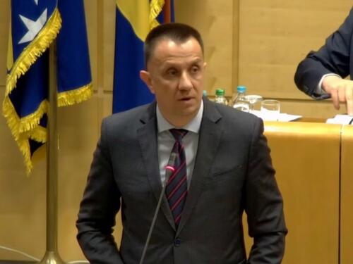Lakić: Obećavali su razvoj Željezare, a donijeli stečaj