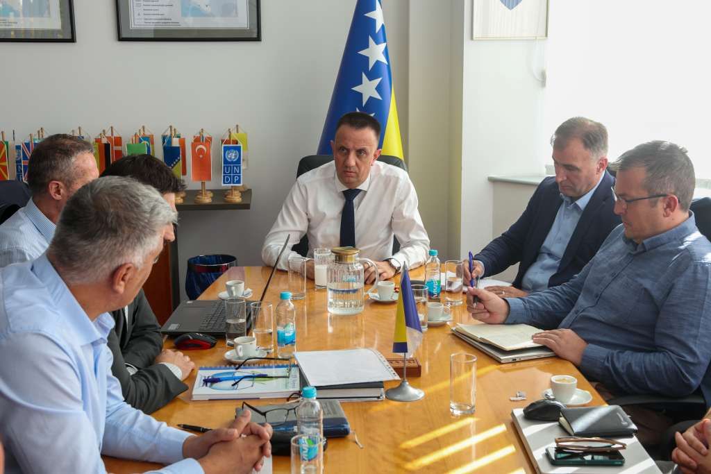 Lakić: Zeničkim rudarima isplaćene zaostale plate, slijedi njihovo zbrinjavanje