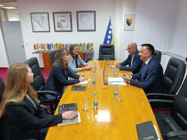 Lakić s predstavnicom State Departmenta: BiH želi više američkih investicija