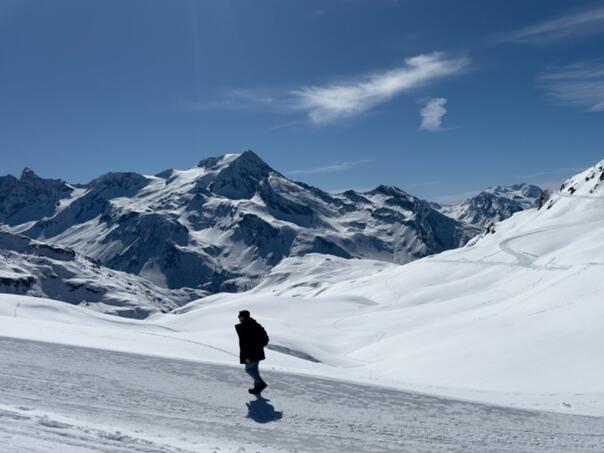 Lavine u Italiji odnijele dva života, vjetar otežava spašavanje povrijeđenih