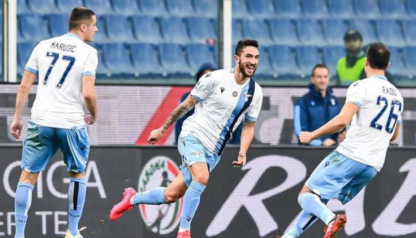 Lazio nastavio potjeru za Juventusom: Nebeskoplavi slavili u Genovi