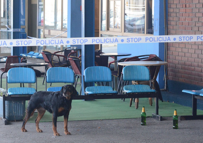 Lažni policajci maltretirali vlasnika kafića u Hrvatskoj i radnike iz Srbije