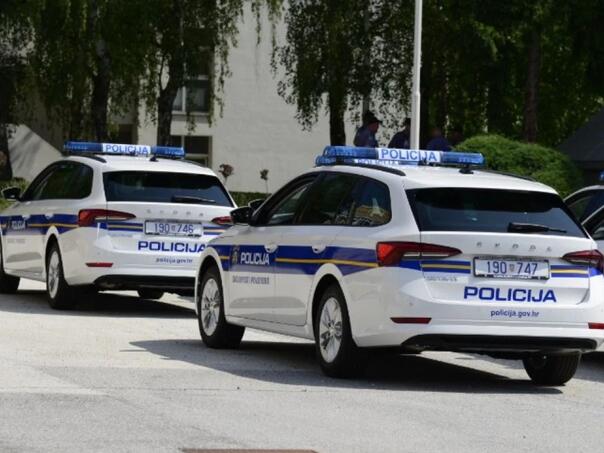 Lažni policajci pokušali prevariti stariju osobu pa uhapšeni u zasjedi