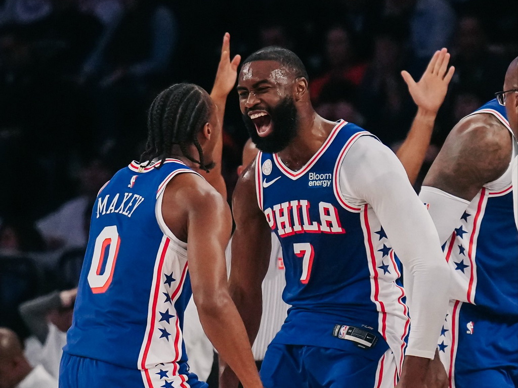 LeBron i Philadelphia srušili prvake u prvoj utakmici sezone