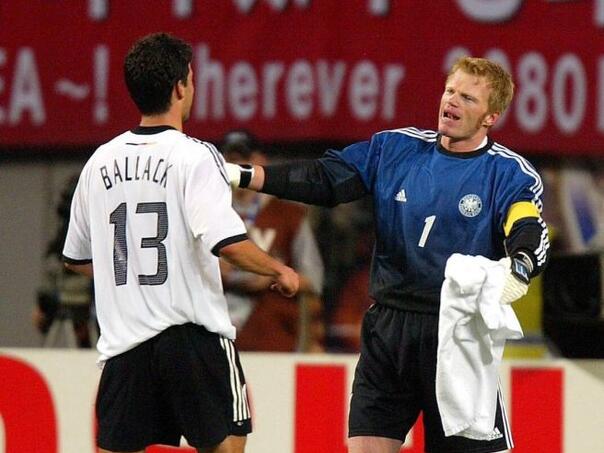 Legendarni Kahn: Može li FIFA poništiti karton Ballacku iz 2002. godine?