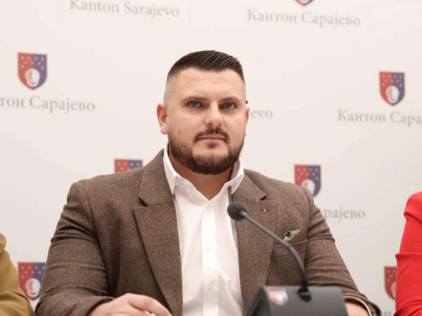 Lemezan: U KS postoji oko 50.000 objekata bez građevinskih dozvola