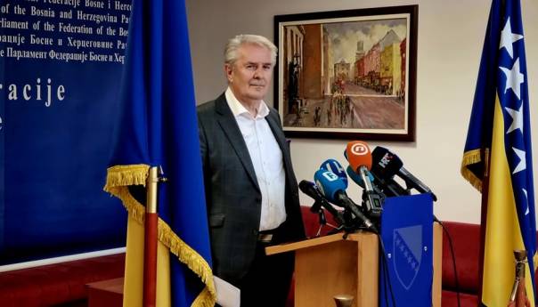 Lendo: Nisam u mogućnosti potpisati saglasnost