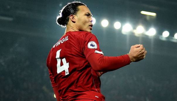 Liverpool nudi novi ugovor Van Dijku vrijedan 12 miliona eura po sezoni