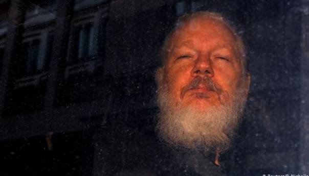 Ljekari traže da se zaustavi medicinsko zanemarivanje Assangea