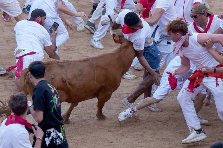 Ljudi u Španiji završili u bolnici nakon utrke s bikovima