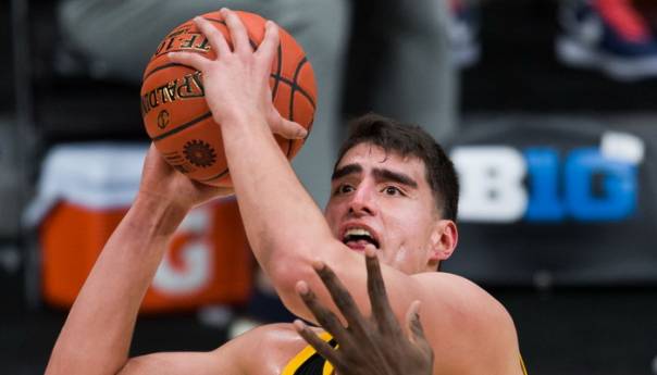 Luka Garza univerzitetski igrač godine u SAD