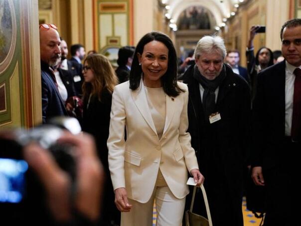 Machado nakon sastanka s Trumpom dočekana ovacijama ispred Bijele kuće