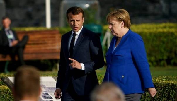 Macron i Merkel organizuju samit Srbija - Kosovo