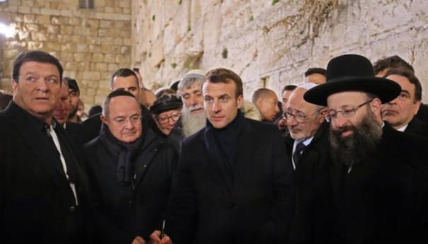 Macron istjerao izraelsku policiju iz Crkve Svete Ane