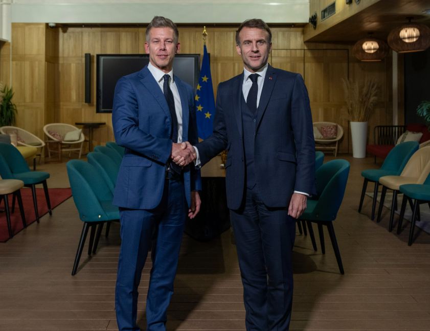 Macron: Mađarska se vraća evropskom putu